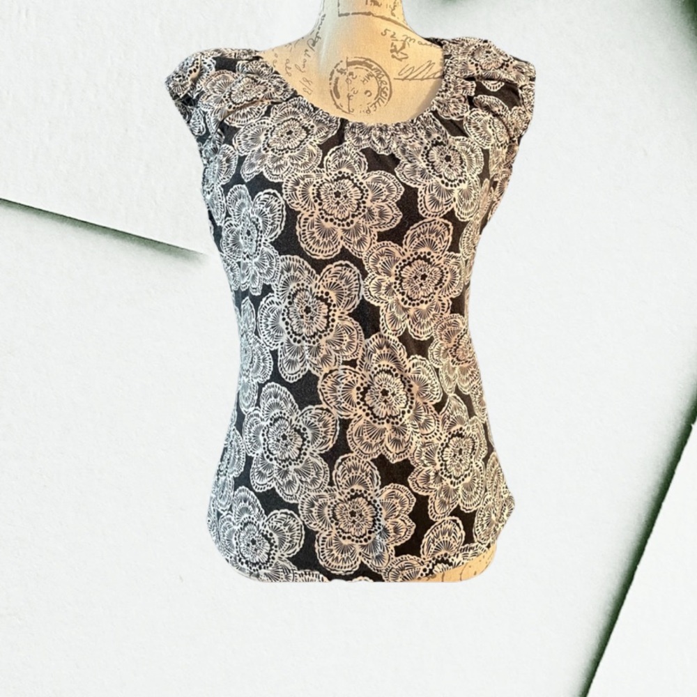 Ann Taylor - LOFT Blouse